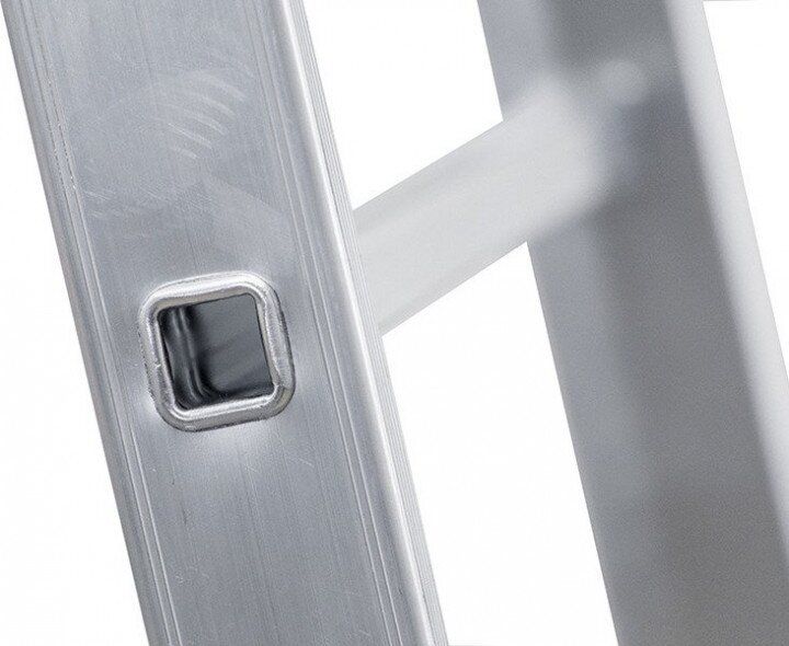 Двухсекционная алюминиевая лестница DUOMAX 2x8 ступеней